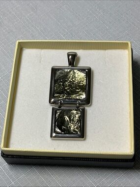 NEW Lia Sophia Elegant FLUX Two-Square Metallic Pendant - Olive Green gold color